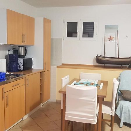 Gita Apartment Omisalj Ngoại thất bức ảnh